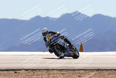 media/Dec-08-2024-CVMA (Sun) [[267e5a7075]]/Race 4-Amateur Supersport Middleweight/